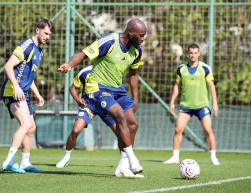 Fenerbahçe’de Galatasaray derbisi için ilk idman yapıldı