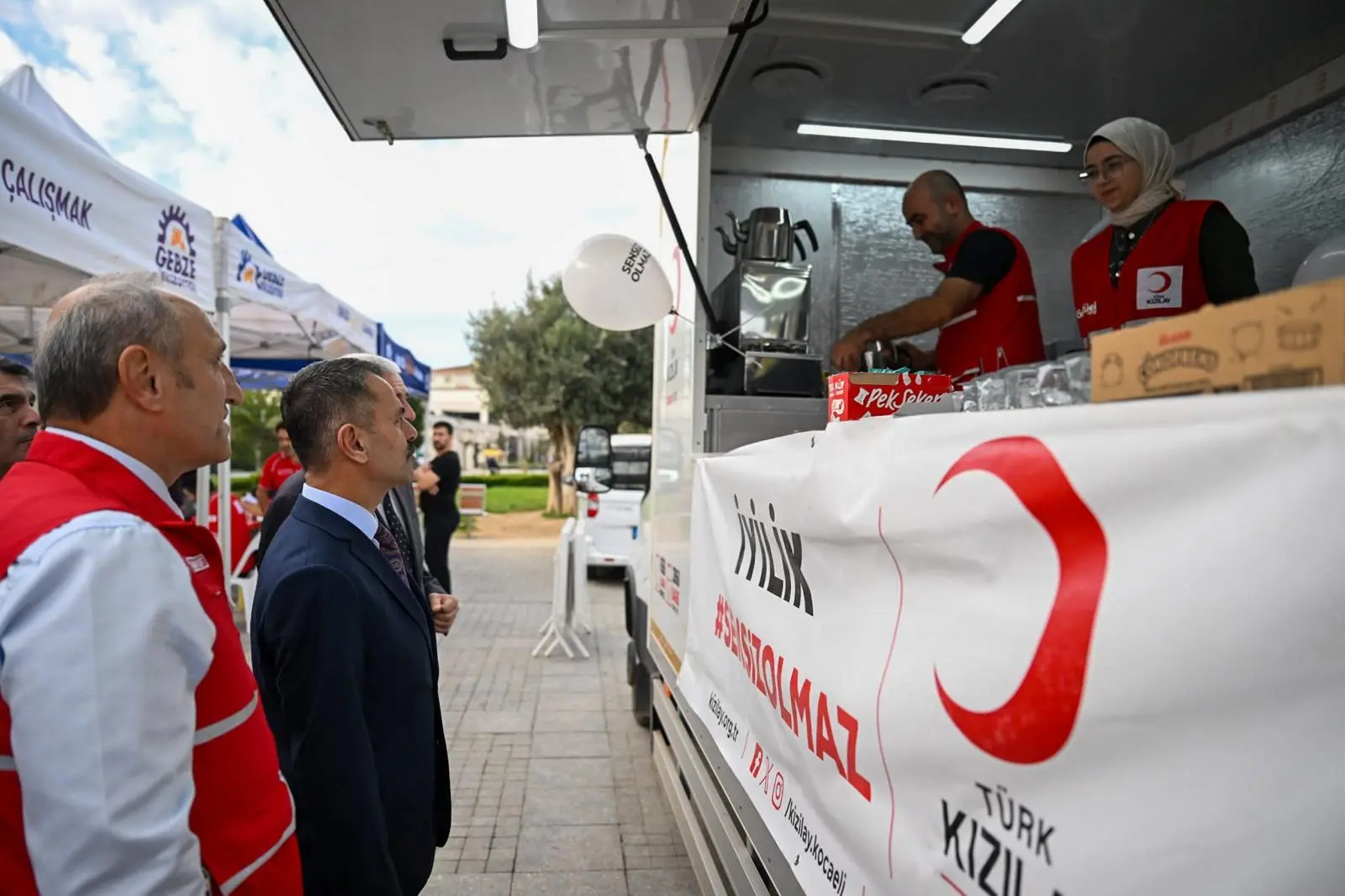 Kocaeli Valisi Aktaş Gebze’de Hayat Kurtaran Bağışa Katıldı