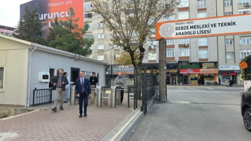 Kocaeli Valisi Aktaş’tan Gebze Meslek Lisesi’ne Destek Ziyareti