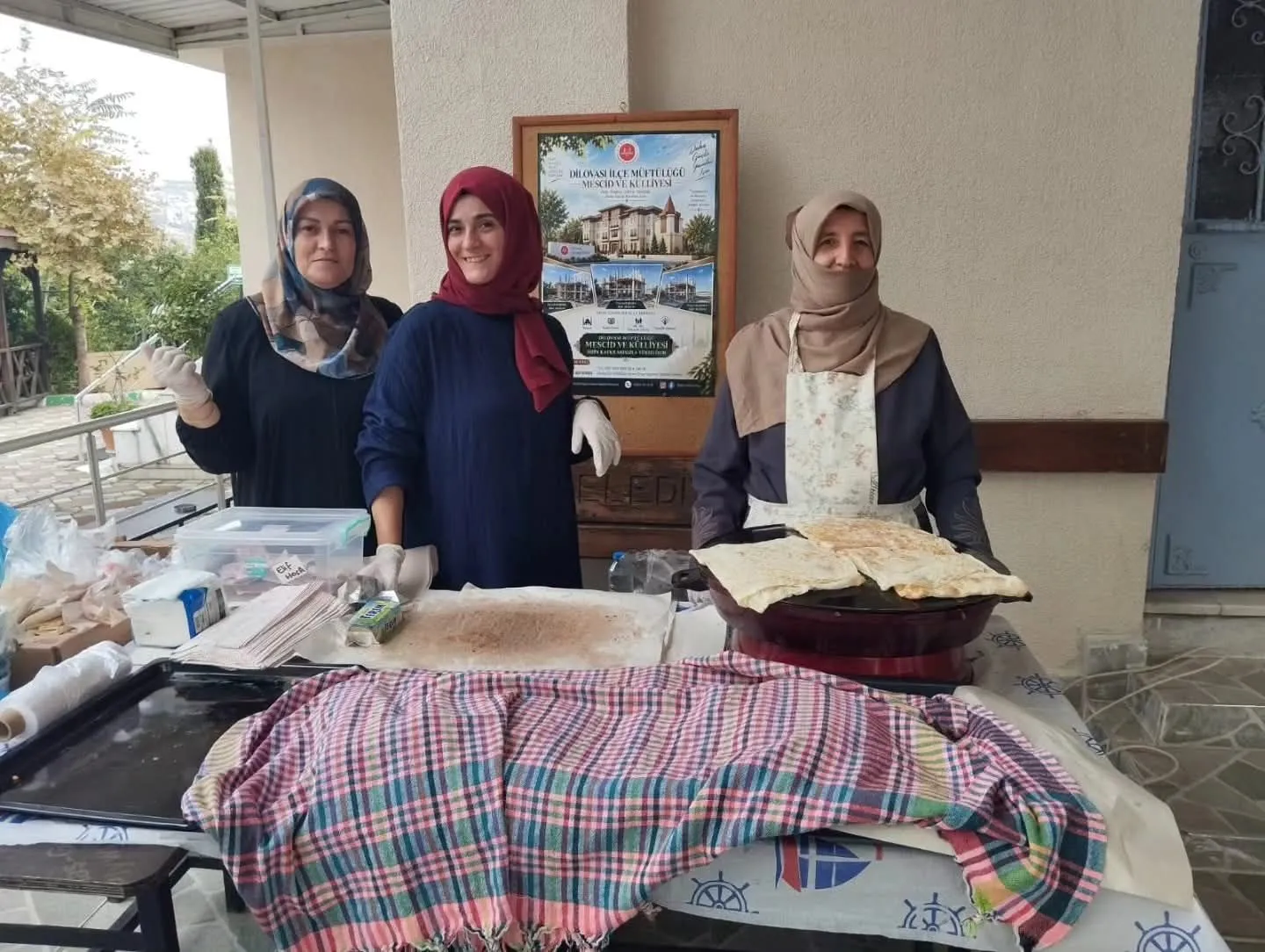 Dilovası Külliye İnşaatına Camilerde Kermes Desteği