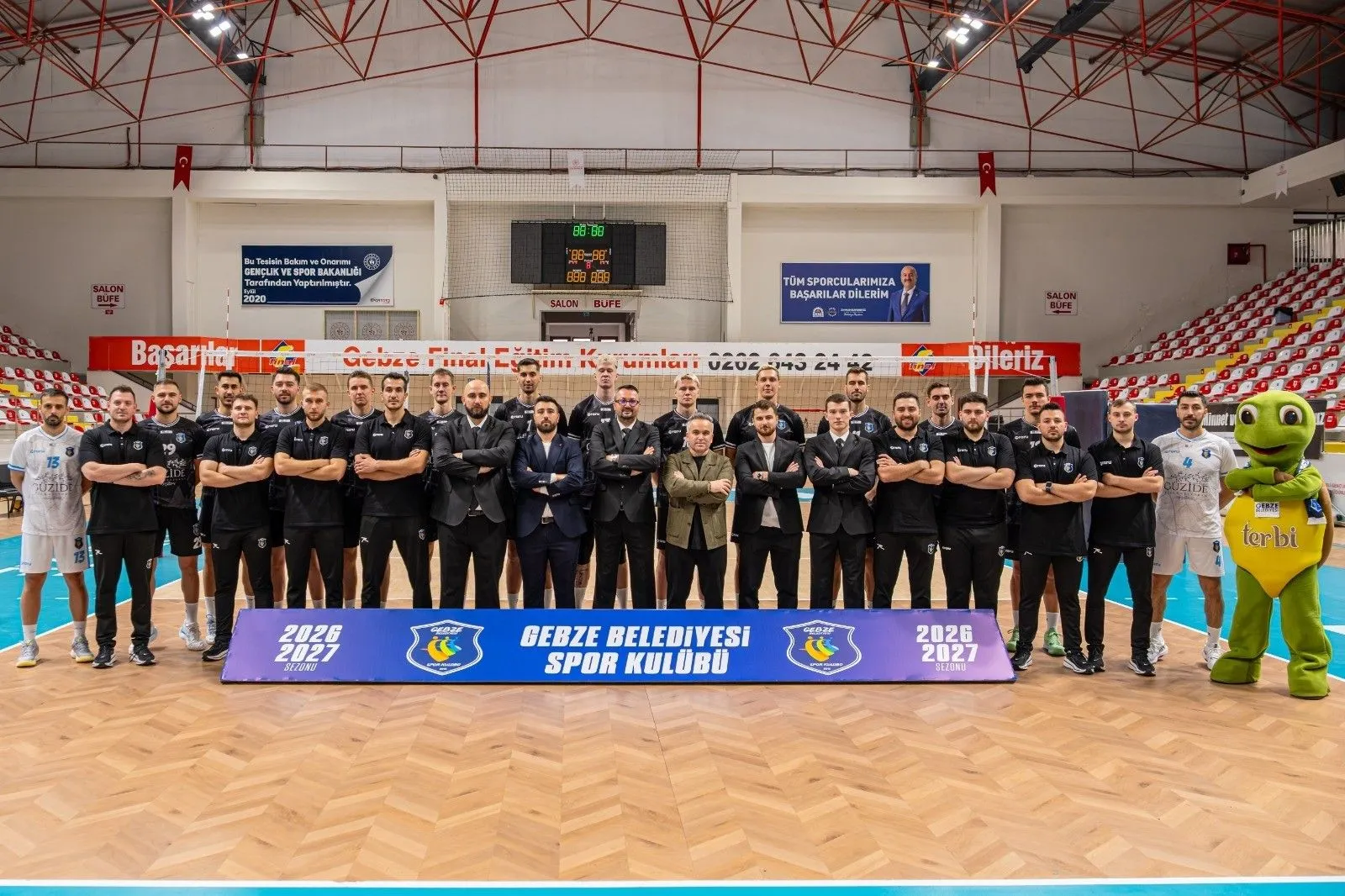 Gebze Belediyespor Şampiyonluk Yolunda Liderliği Bırakmıyor