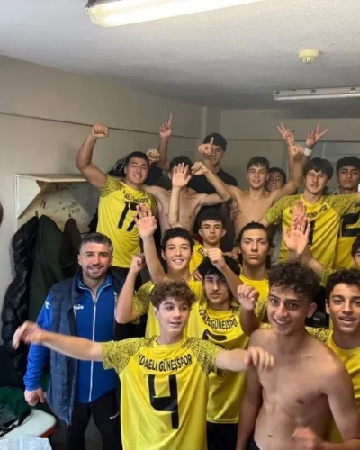 Kocaeli Güneşspor Çifte Zaferle Kente Büyük Gurur Yaşattı