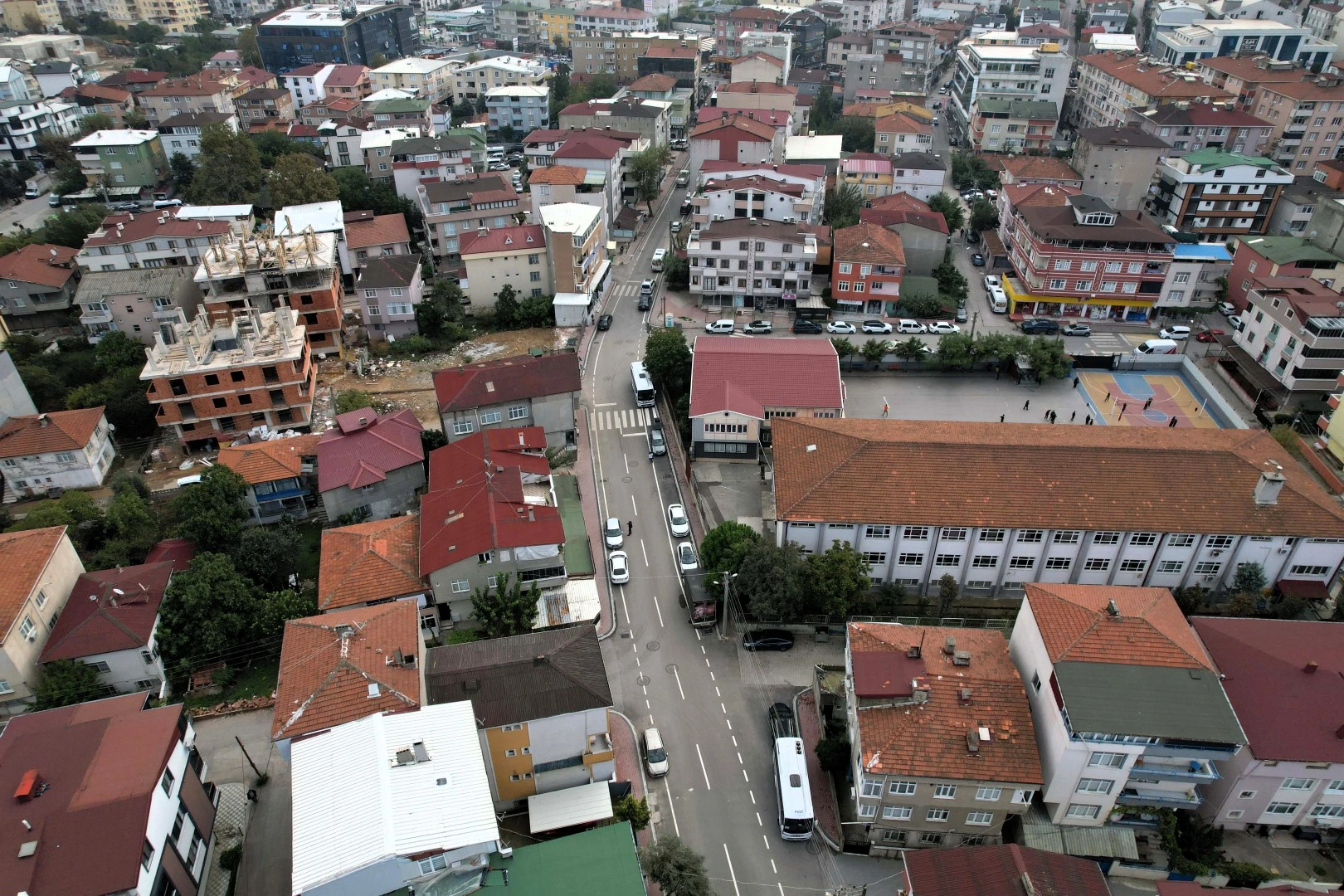 Mevlana Caddesi Yenilendi: Darıca’da Ulaşım Güvenli ve Konforlu