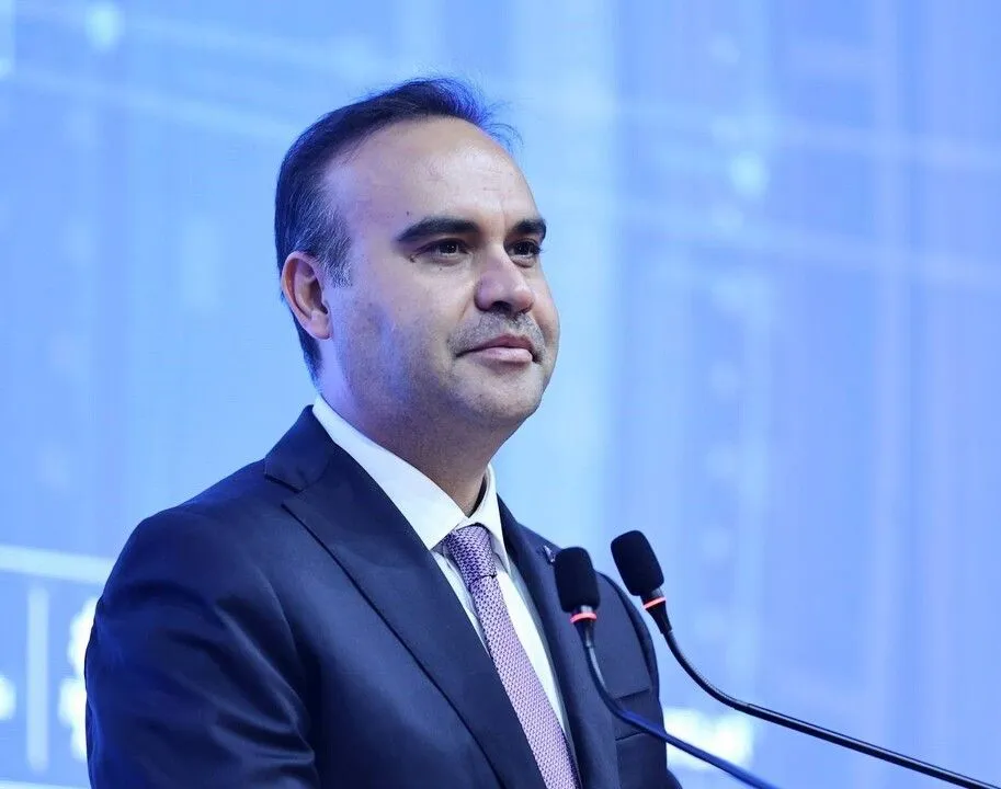 SİPER-2’den benzersiz yetenek: Hedefini havada güncelledi