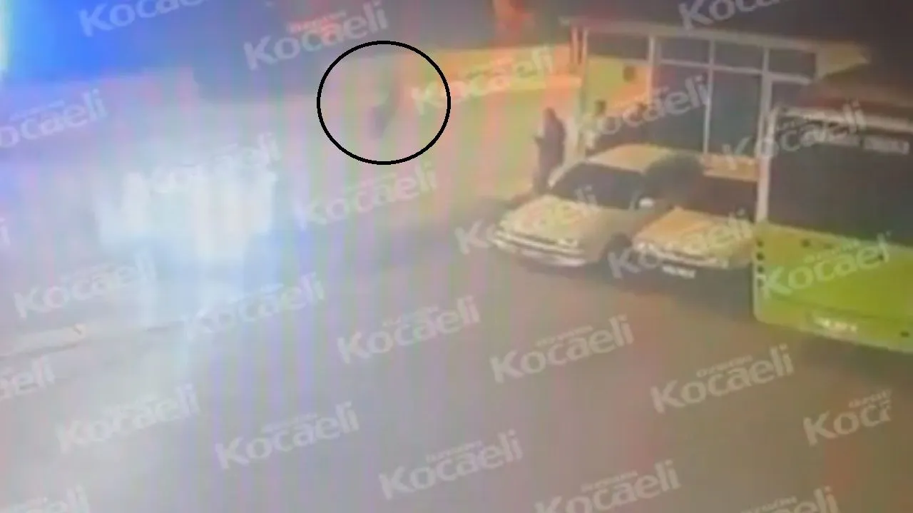 Kartepe’de Kaza: Otomobil ve Motosiklet Çarpıştı, Yaralılar Var