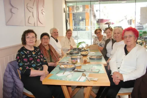 PETKİM Dostluğu Yıllara Meydan Okuyor: Lojman Sakinleri Unutmadı