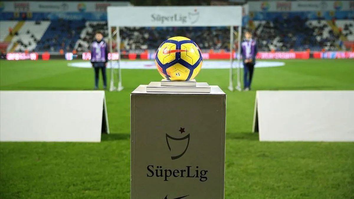 Süper Lig Şampiyonluk İddiaları: Kim Favori Oldu?