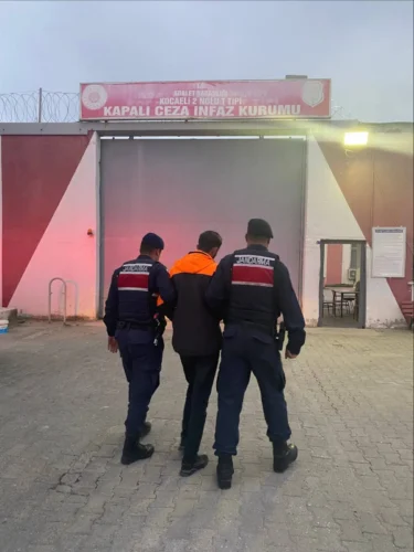 Kocaeli’de 10 Yıl Hapis Cezalı Uyuşturucu Firarisi Yakalandı