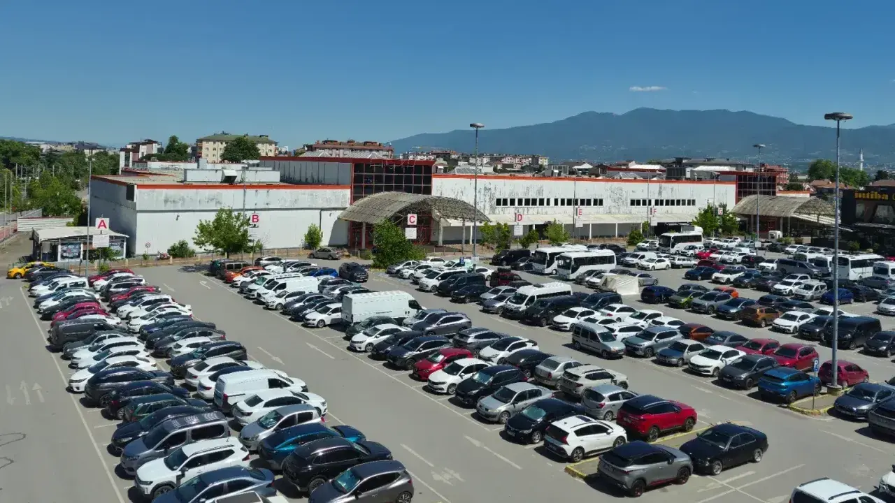 Real ve Carrefour Alanlarına Büyükşehir’den Dönüşüm Hamlesi