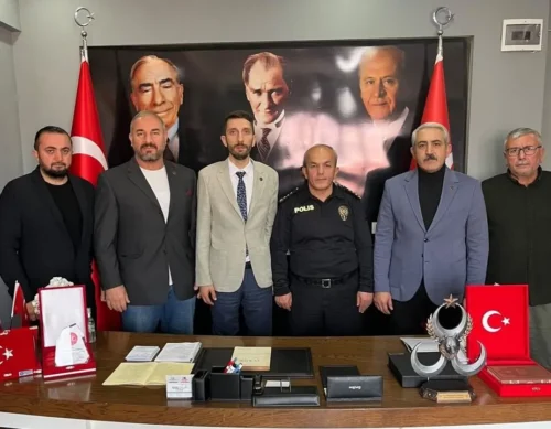 MHP Çayırova, İlçe Emniyet Müdürü Şenol Toklu’ya destek ziyaretinde bulundu