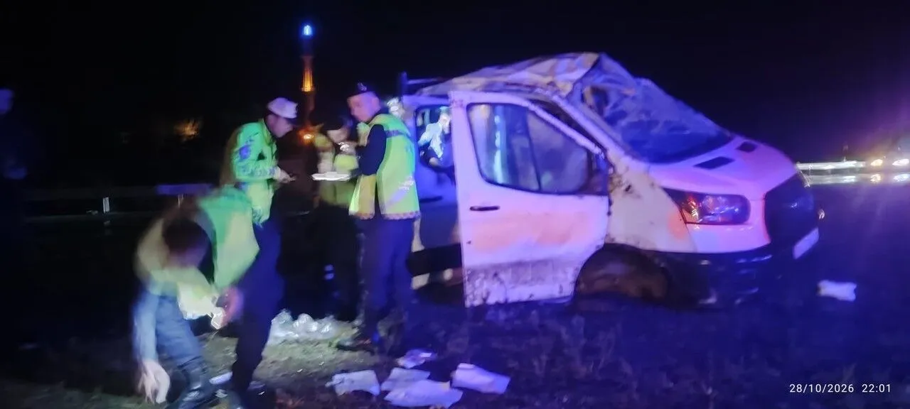 Yağışlı Havada Otomobil Takla Attı: 4 Yaralı Hastanelik Oldu