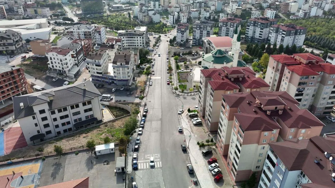 Çayırova’nın Kilit Caddesi Büyük Bir Değişime Hazırlanıyor