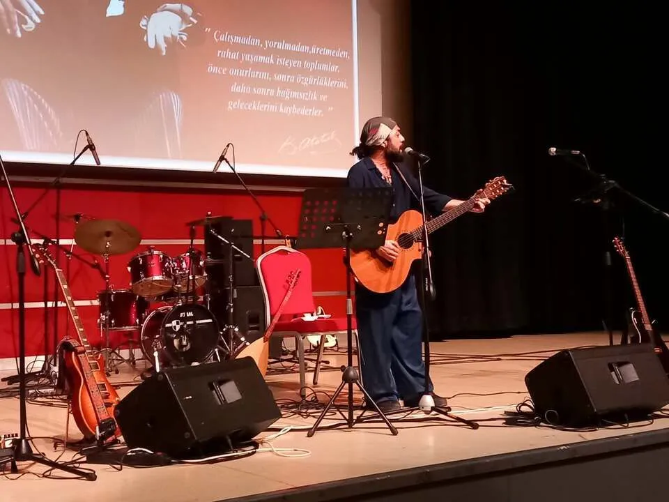 Gebze’de Cumhuriyet Bayramı Coşkusu Konserle Taçlandı