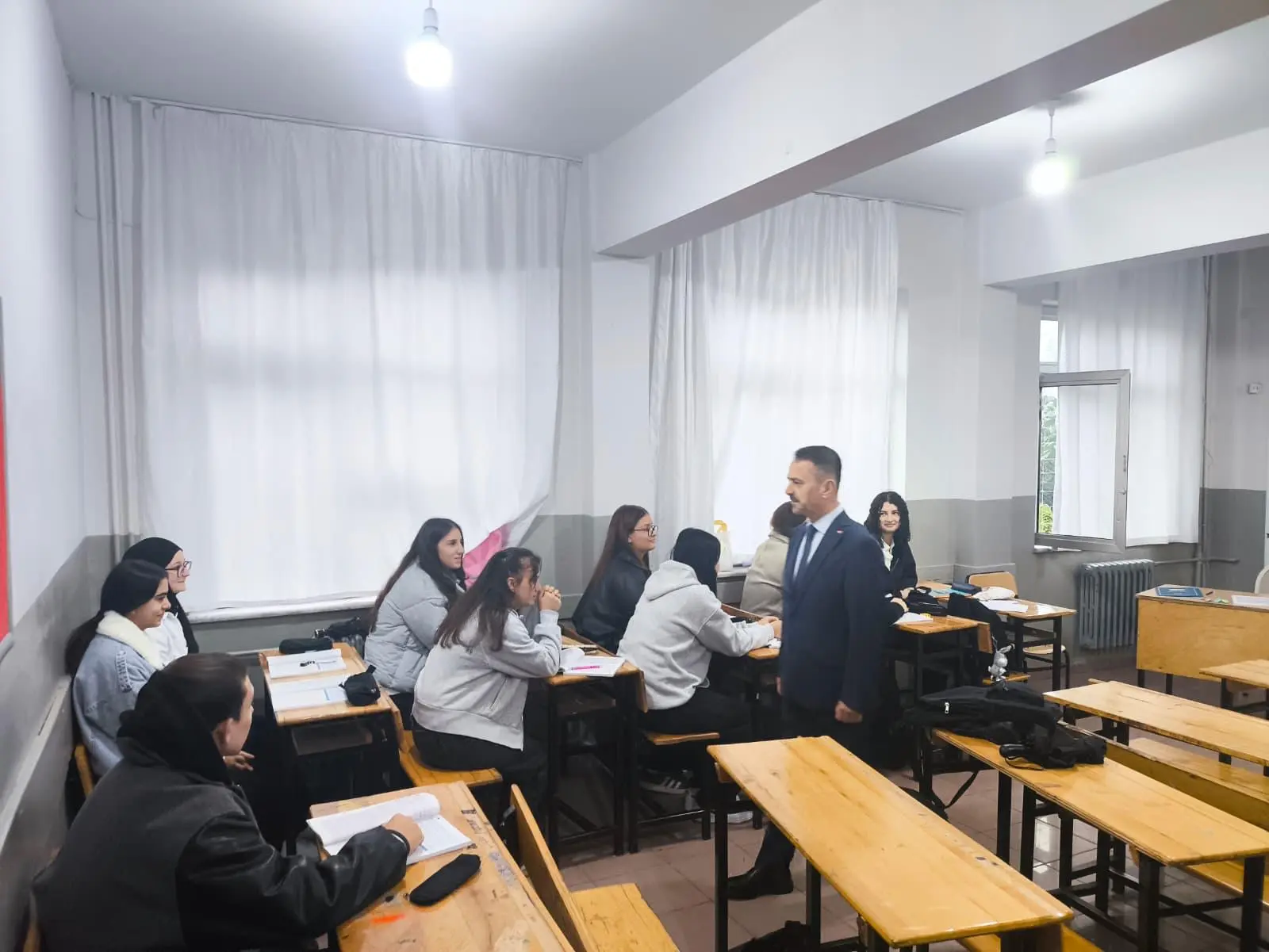 Vali Aktaş, İzmit’te Eğitimin Kalitesini Yerinde İnceledi