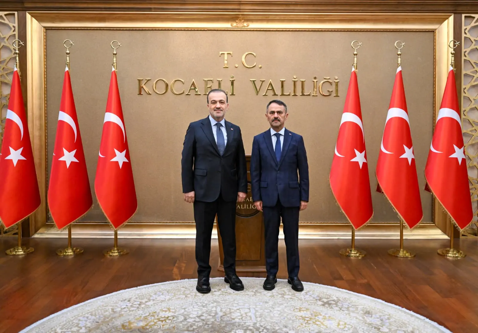 AK Parti Kocaeli Başkanı Talus’tan Vali Aktaş’a Teşekkür Ziyareti