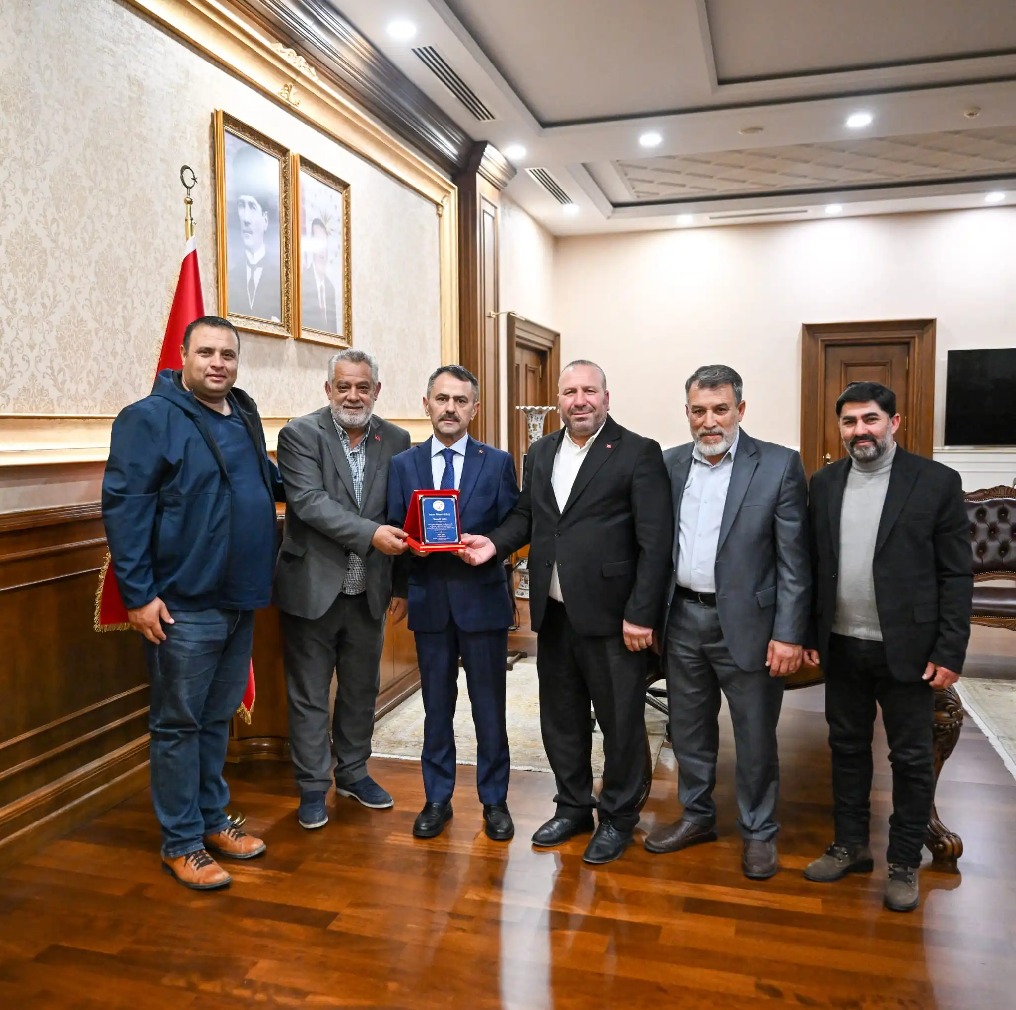 Vali Aktaş Kocaeli’de Roman Dernekleri Temsilcileriyle Buluştu