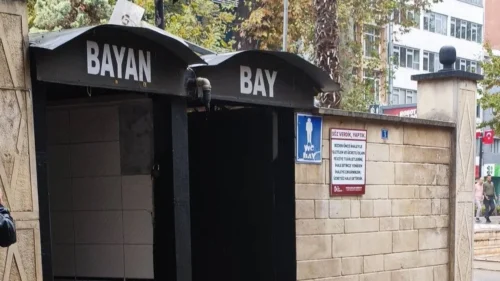 Fevziye Tuvaletlerinde Su Sıkıntısı Vatandaşları Mağdur Ediyor