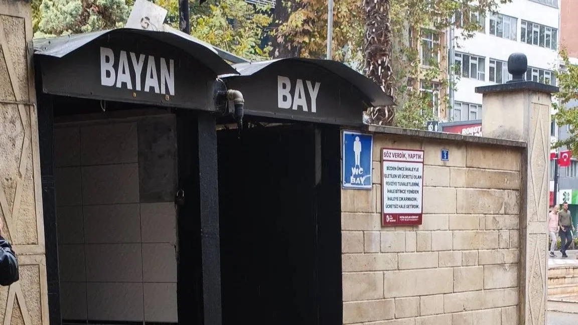 Fevziye Tuvaletlerinde Su Sıkıntısı Vatandaşları Mağdur Ediyor