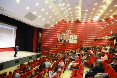 Gebzeli Çocuklar Sinemada Keyifli Anlar Yaşadı, Büyükgöz Ortak Oldu