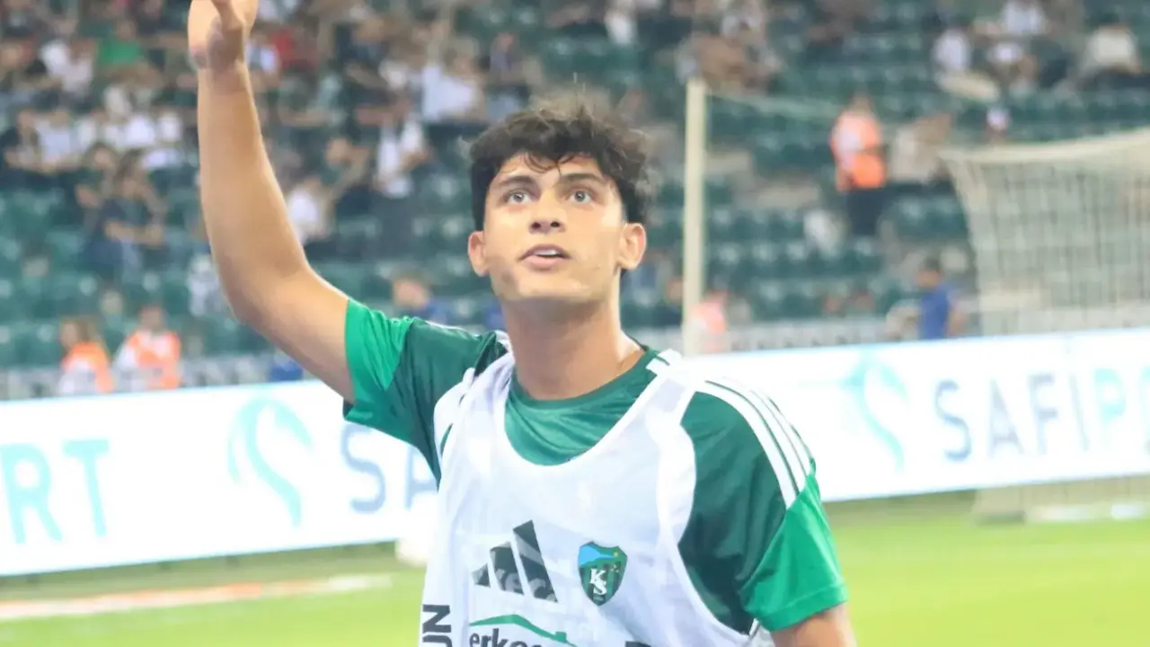 Kocaelispor ile Rizespor’u Ayıran Tek Detay: 1 Yaş Farkı