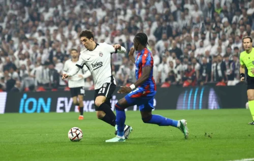 Beşiktaş’ta Miretti Şoku! Crystal Palace Maçında Sakatlandı, Yerine Salih Özcan Girdi