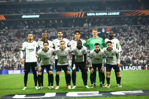 Vincenzo Italiano’dan Beşiktaş – Crystal Palace Maçında 8 Değişiklik: İlk 11 Şaşırttı