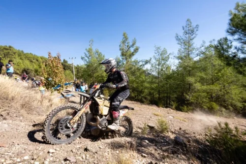 Kemer Sea to Sky Enduro: Orman Etabında Zafer Teodor Kabakchiev’in