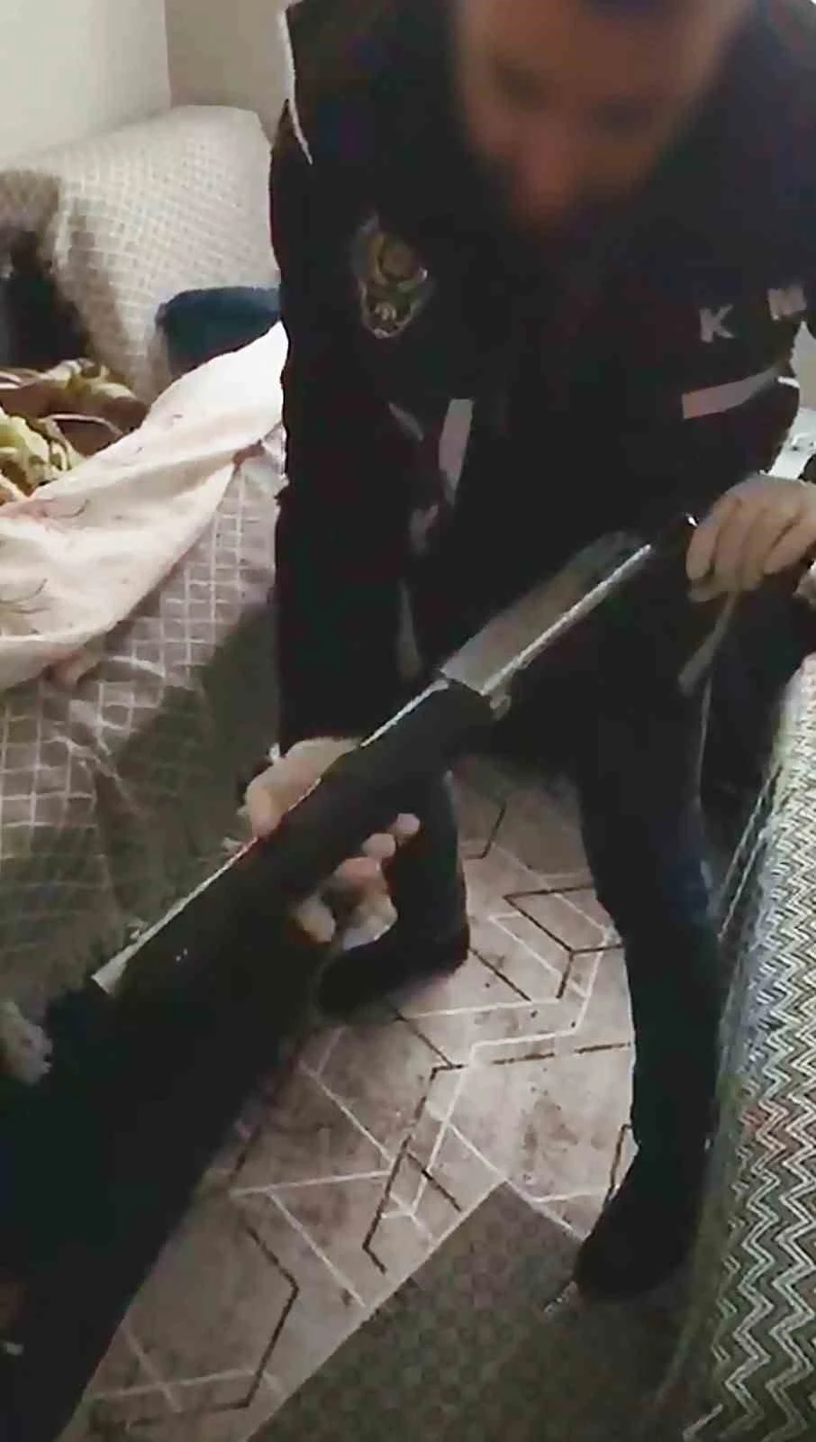 Kocaeli’de Sosyal Medya Silah Paylaşımlarına Operasyon: 17 Gözaltı