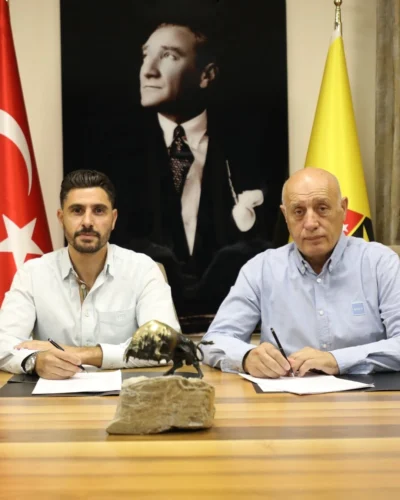 İstanbulspor, Teknik Direktör Özer Hurmacı ile 5 Yıllık Sözleşme İmzaladı