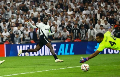 Beşiktaşlı Ndidi’den Crystal Palace Ağlarına Sezonun İlk Golü!
