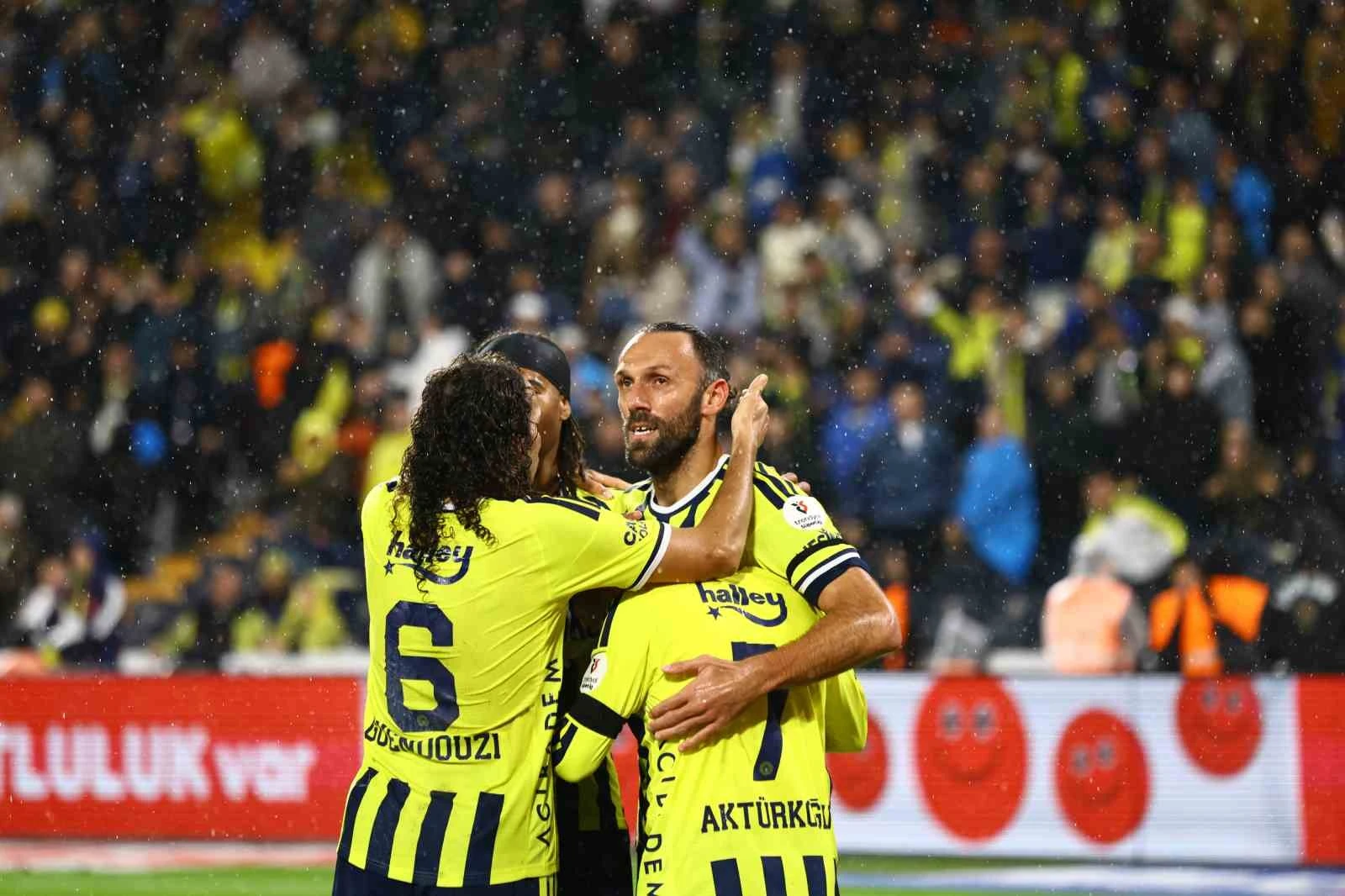 Vedat Muriqi Fenerbahçe Formasıyla Süper Lig’de 7. Golünü Attı
