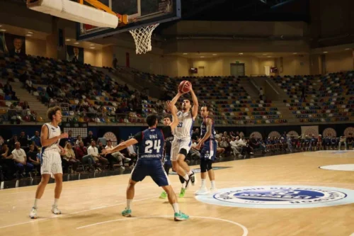 Kocaeli Kağıtspor, TB2L İlk Haftasında Bayrampaşa’ya 75-74 Mağlup Oldu