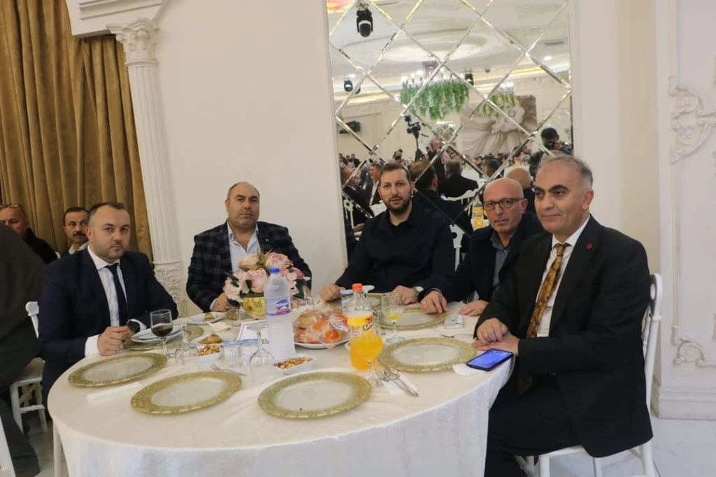 NURETTİN ÇELİK’İN EN MUTLU GÜNÜ NURETTİN ÇELİK’İN EN MUTLU GÜNÜ
