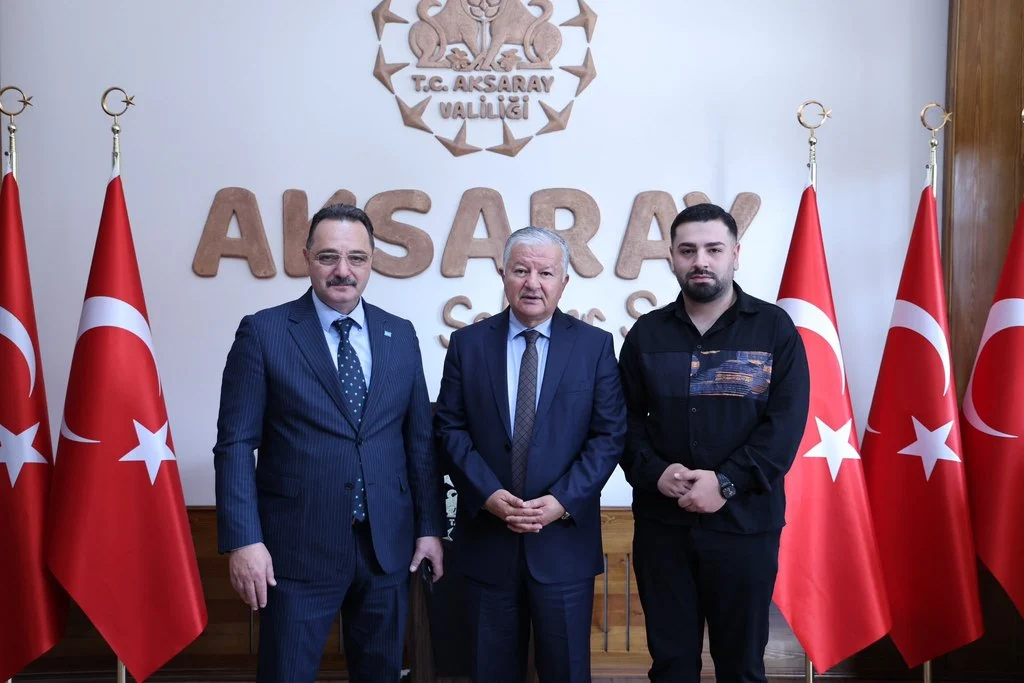 Aksaray’da Gazetecilik Hatıralarım ve Vali Murat Duru ile Belgesel Tadında Söyleşi Aksaray’da Gazetecilik Hatıralarım ve Vali Murat Duru ile Belgesel Tadında Söyleşi