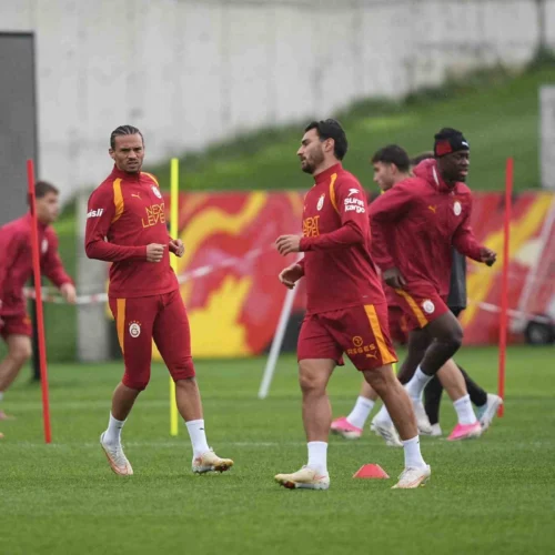 Galatasaray, Pendikspor Maçı İçin Hazır! Kasımpaşa Mesaisi Tam Gaz