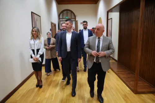 DARICA’DA TARİHİ İSKOLİYE MEKTEBİ KONSERVATUVARA DÖNÜŞTÜ