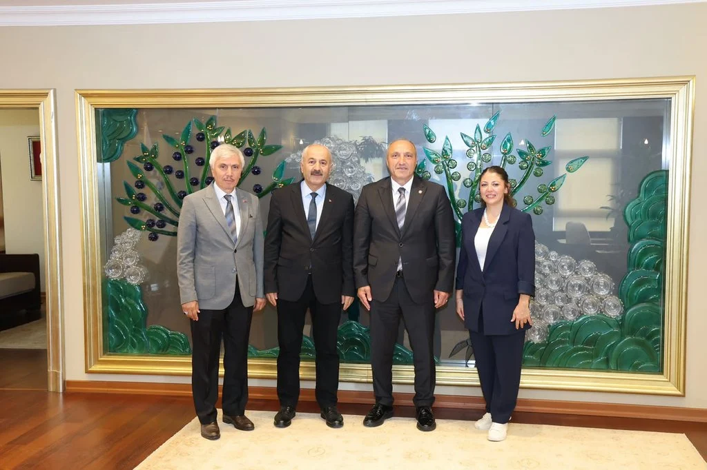 TÜRK KIZILAYI'NDAN BEYLİKBAĞI'NDAKİ KAN BAĞIŞI KAMPANYASI İÇİN