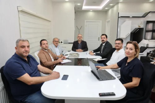 ÇAYIROVA METRO PROJESİ İÇİN GERİ SAYIM BAŞLADI
ÇİFTÇİ’DEN KRİTİK TOPLANTI