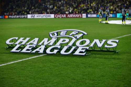 UEFA Şampiyonlar Ligi 3. Hafta Maç Sonuçları: PSG Barcelona’yı Yendi, Fenerbahçe Berabere Kaldı