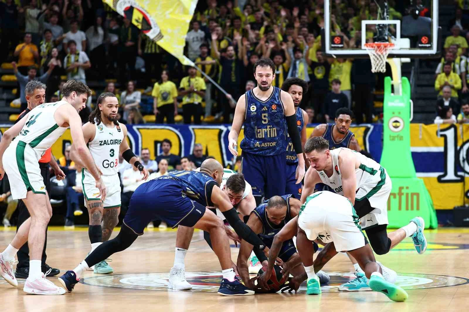Fenerbahçe, Euroleague 5. Haftada Zalgiris Kaunas’ı 99-80 Mağlup Etti