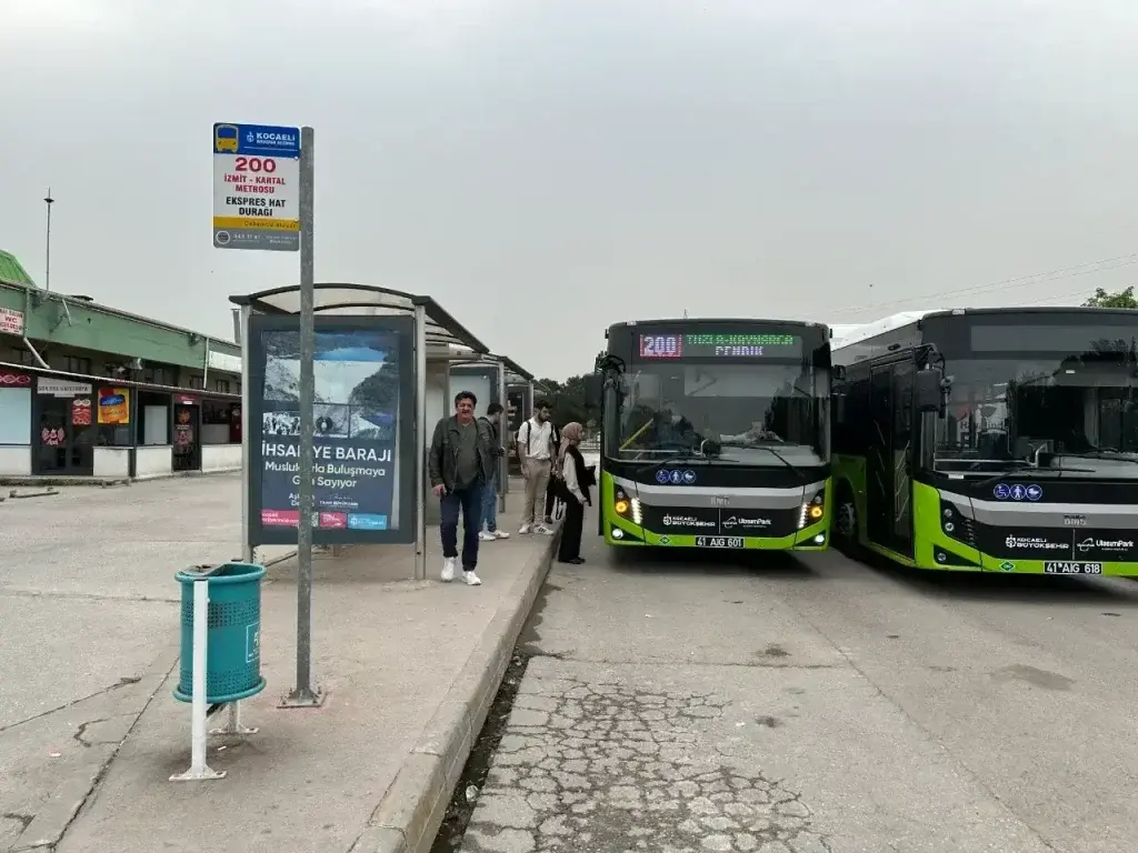 Hat 200 Saatleri, Durakları ve 2026 Güncel Ücret Tarifesi (İzmit – Gebze – Kartal) hat 200 saatleri