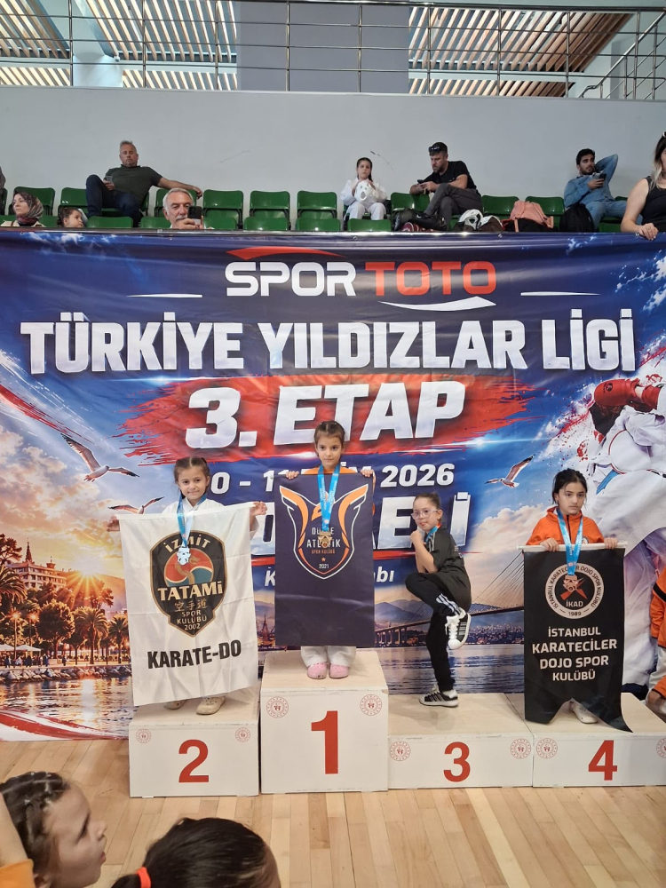 KARATE LİGİ’NE DAMGA VURDU